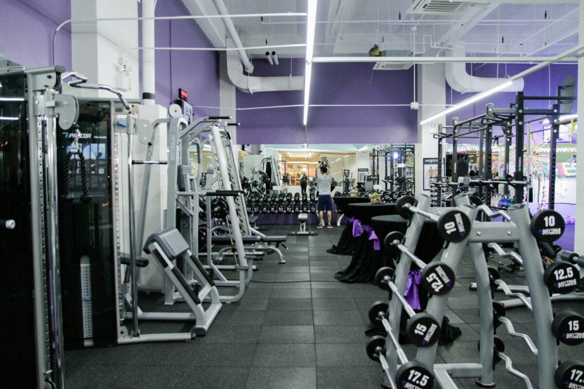 Effektives Ganzkörpertraining mit Hanteln: Tipps und Übungen für zu Hause